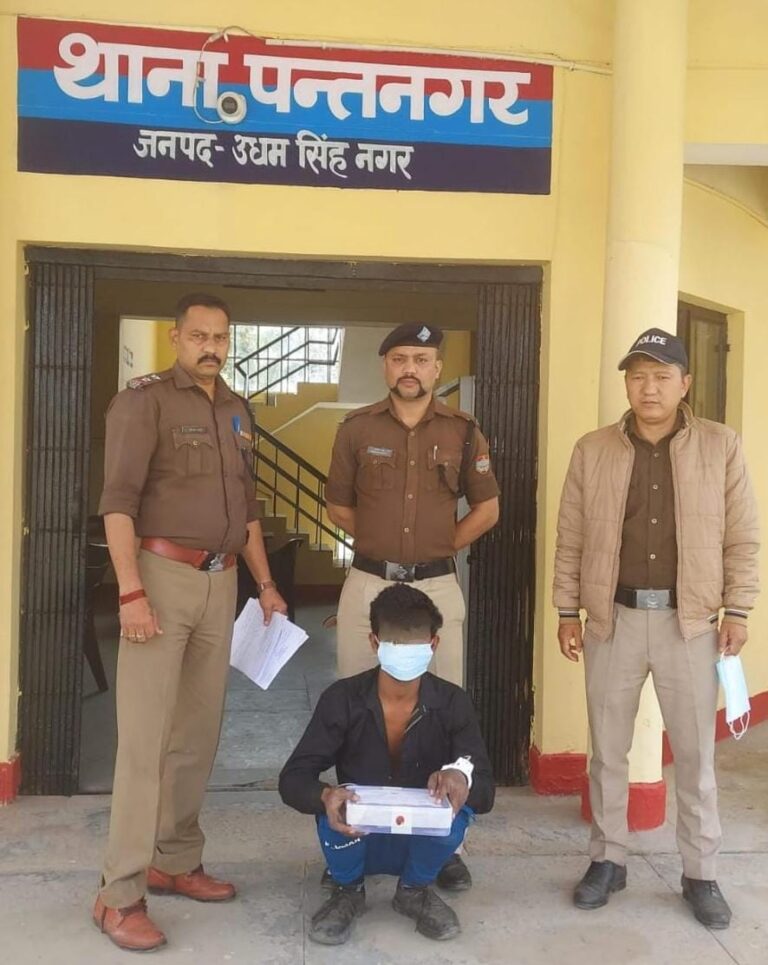 उधमसिंहनगर पुलिस की अवैध असला रखने वालो के विरुद्ध एक और बड़ी कार्रवाई, 1 अदद तमंचा 315 बोर व 01 जिंदा कारतूस के साथ एक युवक गिरफ्तार…