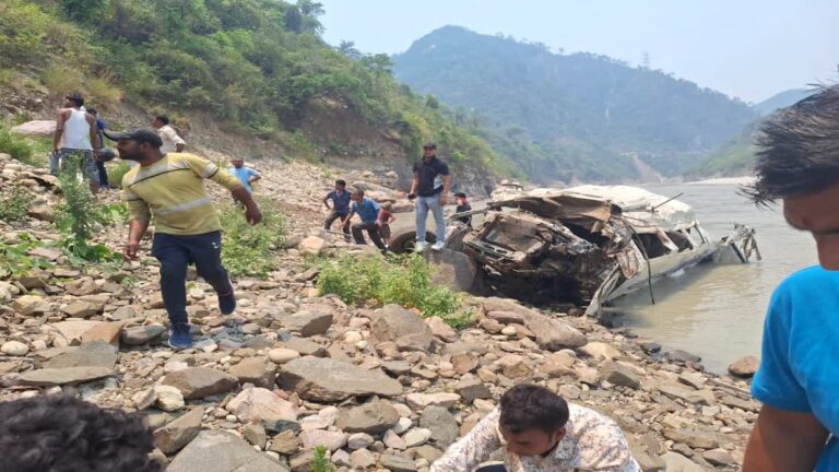 “तो इस वजह से 14 जिंदगियों को गंवानी पड़ी अपनी जान” उत्तराखंड सड़क हादसे की वजह आई सामने।