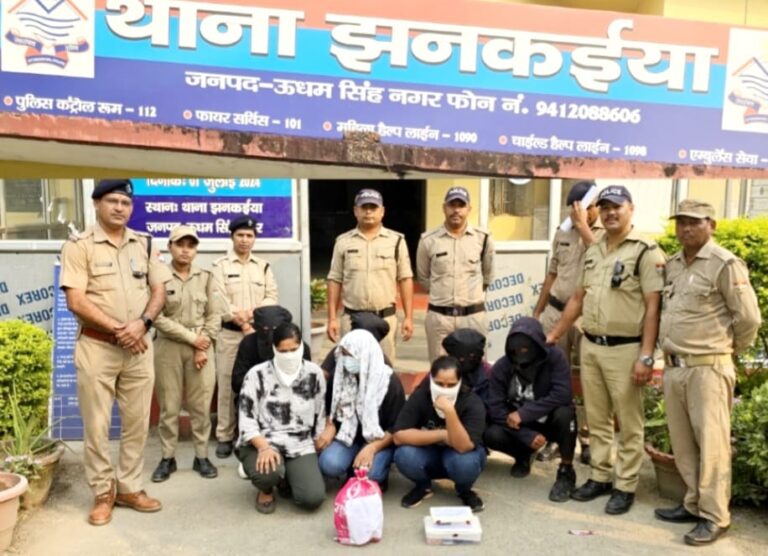 *होटल में चल रहा था देह व्यापार पुलिस ने 3 महिलाओं सहित 4 युवकों को किया गिरफ्तार*