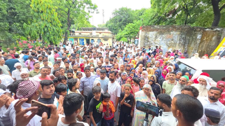 “5 जुलाई तक का अल्टीमेटम: अतिक्रमण नोटिस से उबल पड़ा पहाड़गंज, मेयर से लगाई गुहार”