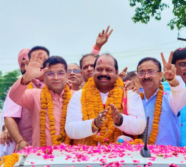अजय मौर्या का निर्विरोध निर्वाचन — जिले के राजनीतिक इतिहास में नई मिसाल जनता के विश्वास और विकासपरक सोच की जीत